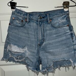 American Eagle denim shorts 00